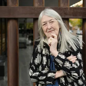 Retrato de Mary Beard